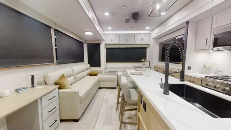 3900HBLR Floorplan Main Room